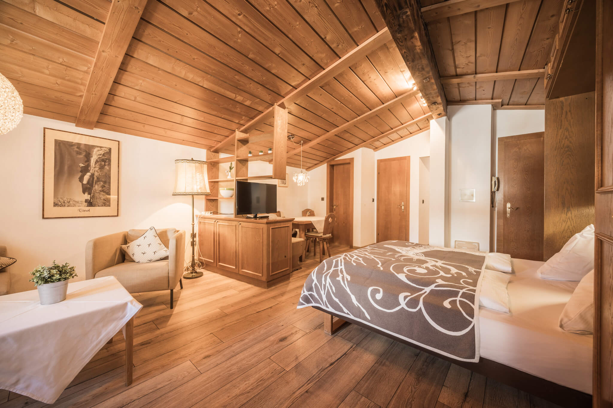 hotel-central-seefeld-thyrsus-appartement-©DavidJohansson-016756-HDR-web